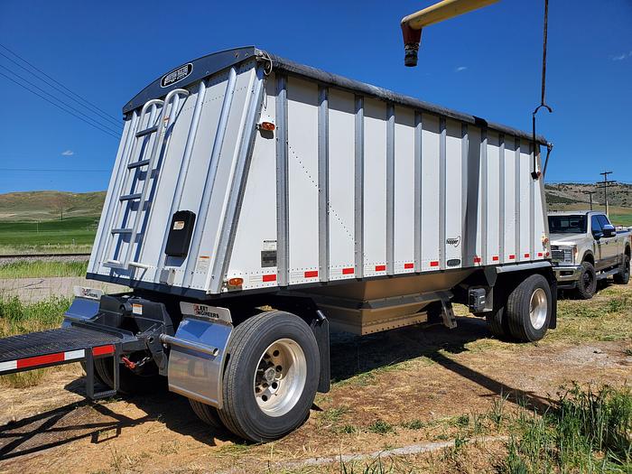 Used 2021 Western Hopper Trailer Set - 38' + 20'