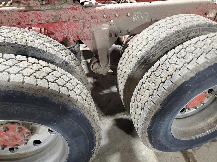 Used Freightliner FLD120 Truck w/ Drop Axle