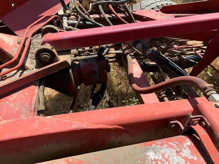 Used New Holland 1095 Bale wagon with Mil-Stak clamp