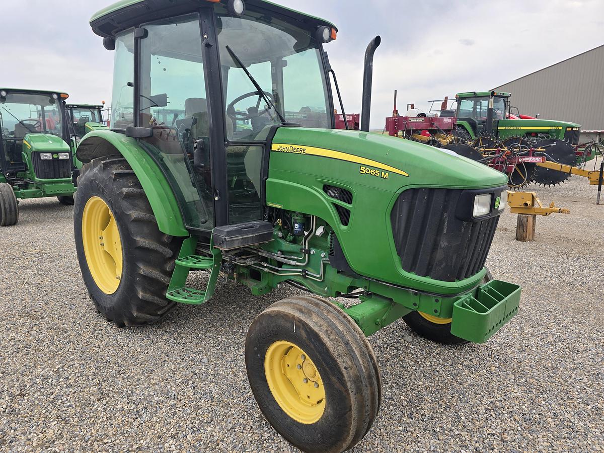 Used 2011 John Deere 5065M Tractor w/ 1400 hrs (Power Shuttle)