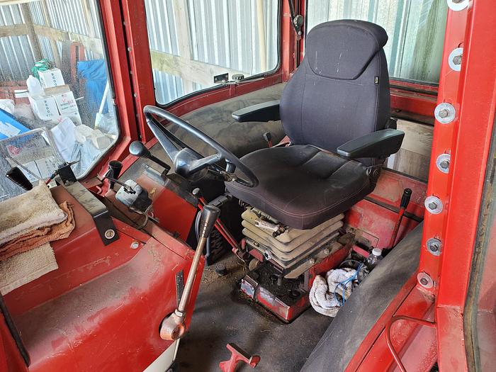 Used International 1066 Tractor w/ 6000 hrs