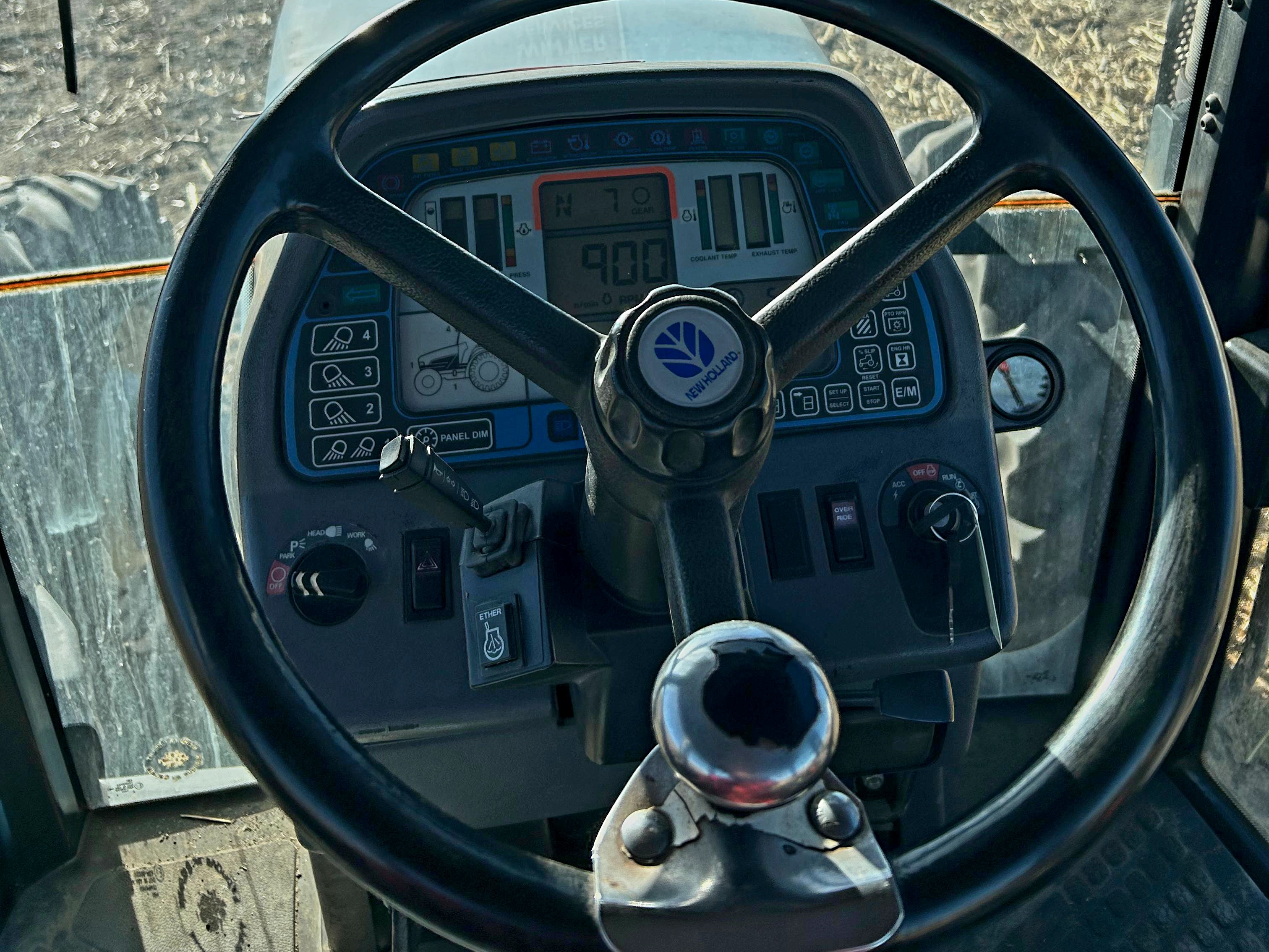 Used 1995 Ford / New Holland 8770 Tractor ** New Engine **