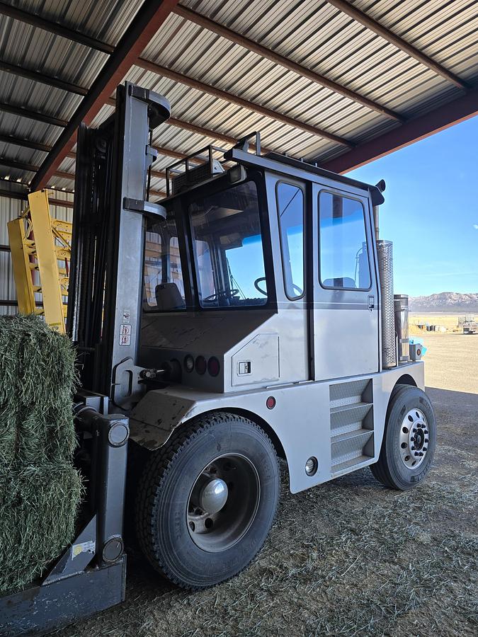 Used 2013 RoadRunner Hay Squeeze