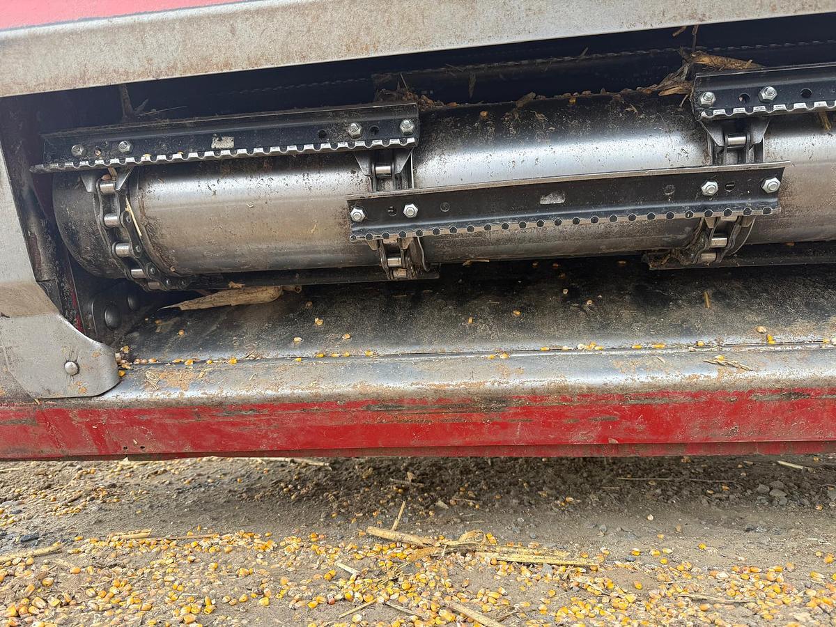 Used 2010 Case 8120 Combine w/ 4000 eng hrs