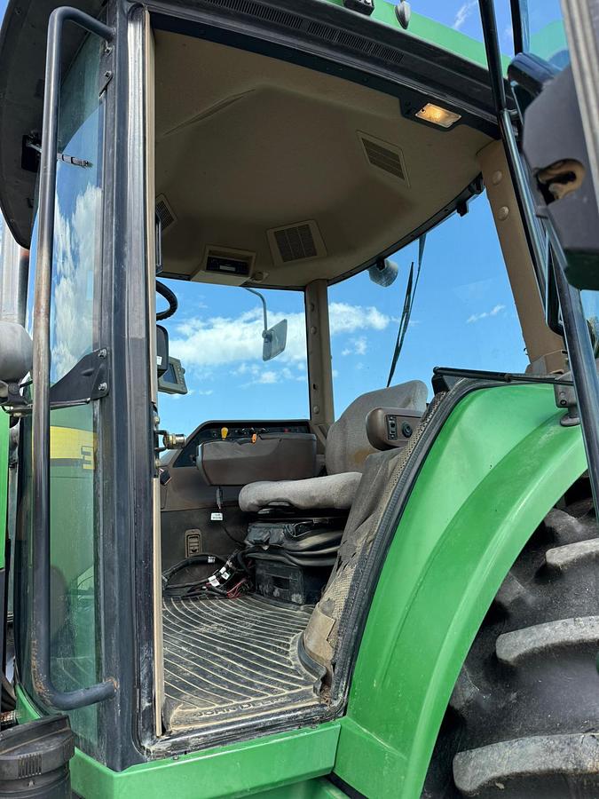 Used 2002 John Deere 8320 Tractor w/ 7500 hrs