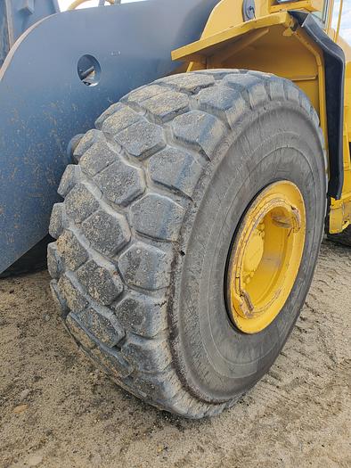 Used 2003 Volvo L220E Wheel Loader
