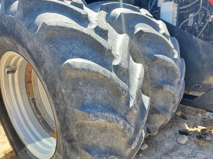 Used 2010 Case Steiger 435 Tractor w/ Silage Blade