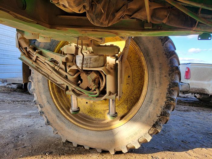 Used 2006 John Deere 4920 Sprayer w/ 4000 hrs