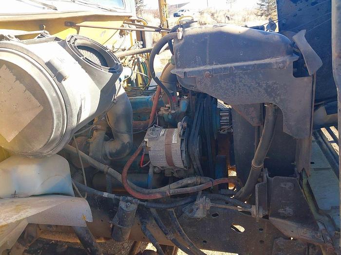 Used International 4900 Service Truck w/ Crane + Welder + Compressor + Torch