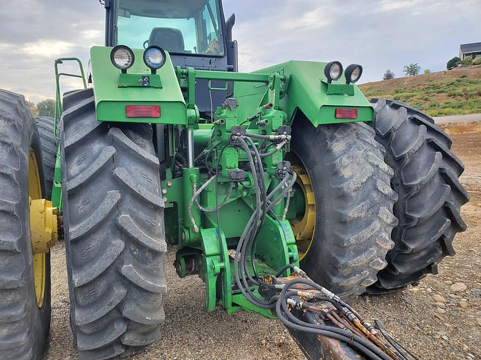 Used 1993 John Deere 8870 Tractor w/ Blade - 2000 original hrs