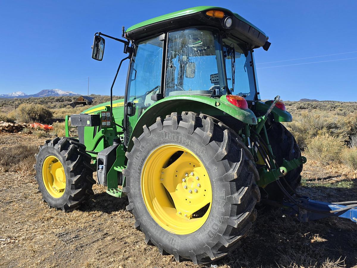 Used 2020 John Deere 5115M Tractor w/ 1100 hrs ** Loader Ready **