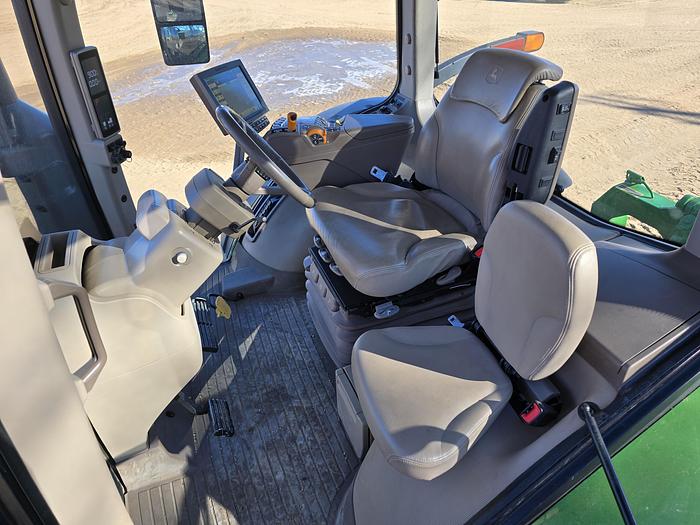 Used 2019 John Deere 8370R Tractor w/ Powershift + ILS