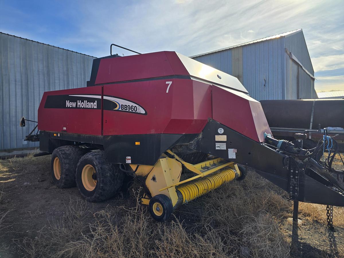 Used 2007 New Holland BB960A Baler - 3x4
