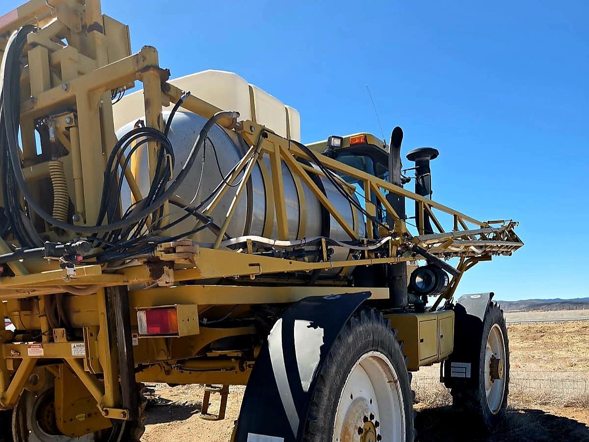 Used 2002 Ag-Chem Rogator 1254 Sprayer w/ 4500 hrs