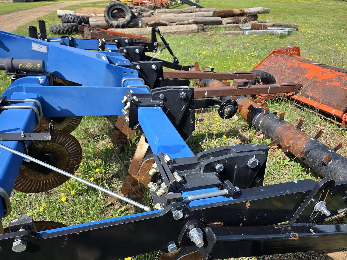 Used Blu-Jet Sub Tiller II Ripper - 5 Shank