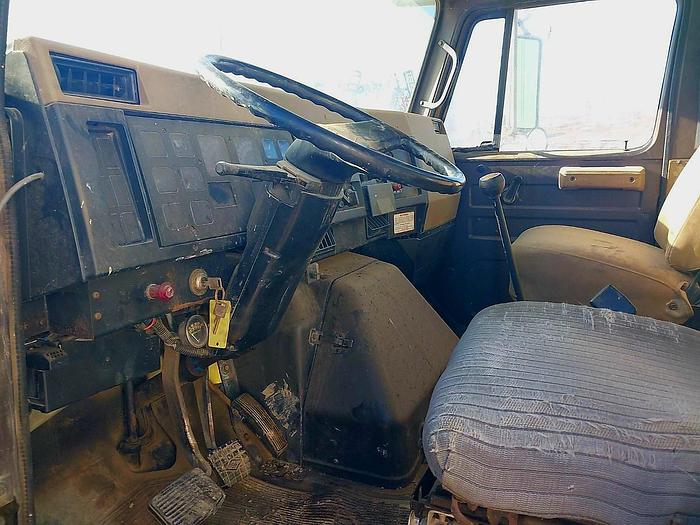 Used International 4900 Service Truck w/ Crane + Welder + Compressor + Torch