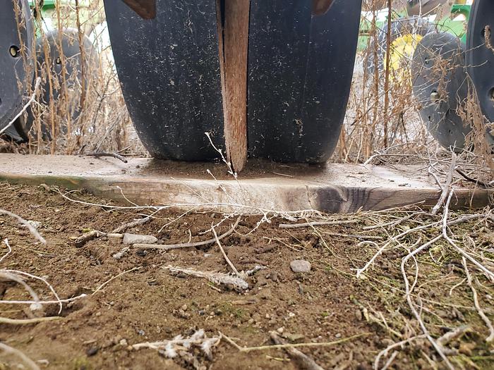 Used 8r22 John Deere 1730 Planter w/ Hyd Drive