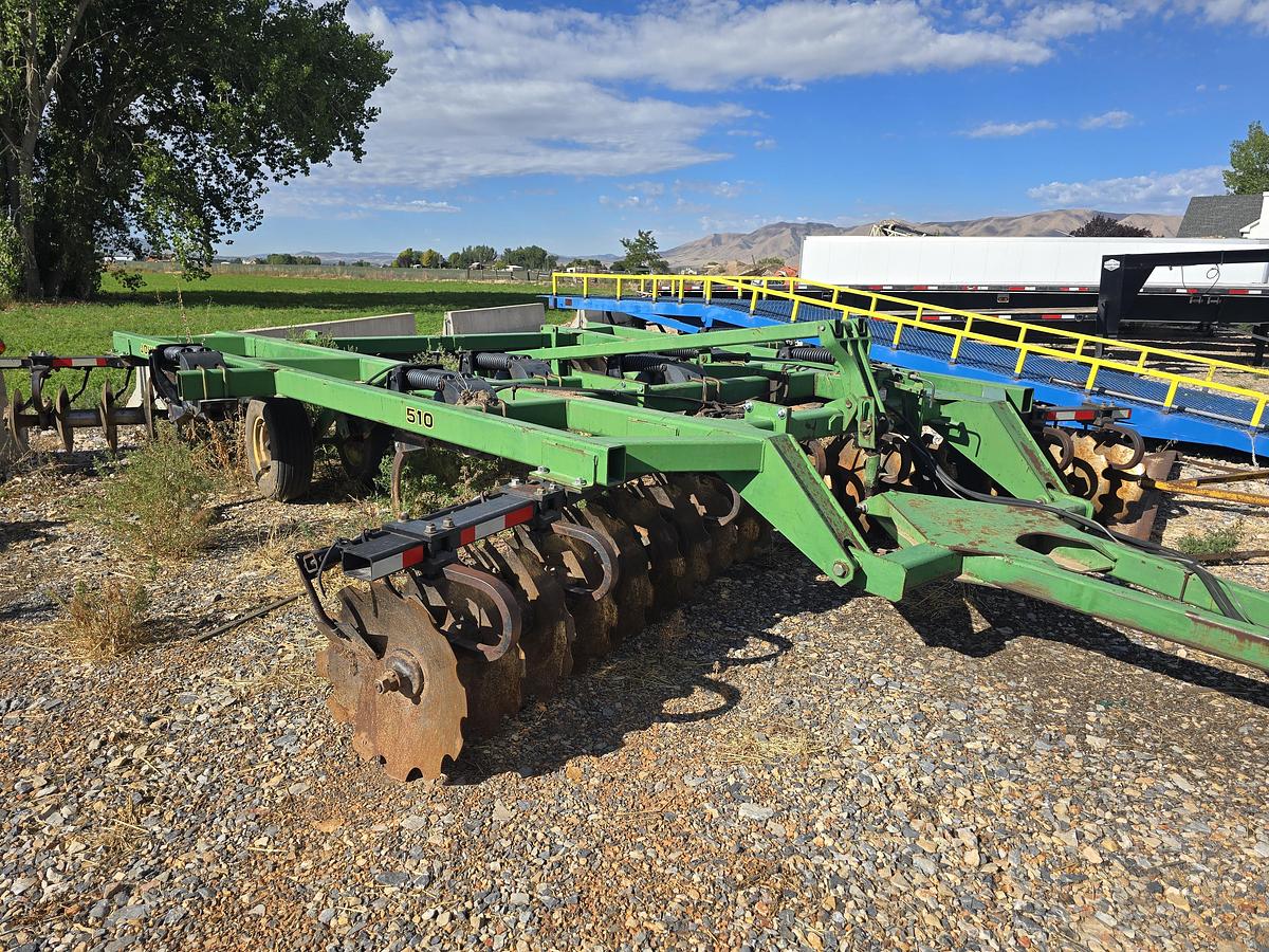 Used John Deere 510 Disk Ripper - 7 Shank