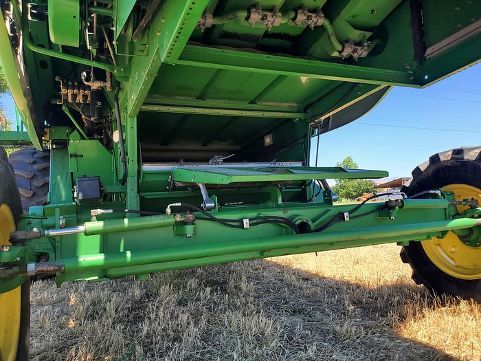 Used 2003 John Deere 9550 Combine w/ 2 Headers ** Superb Condition **