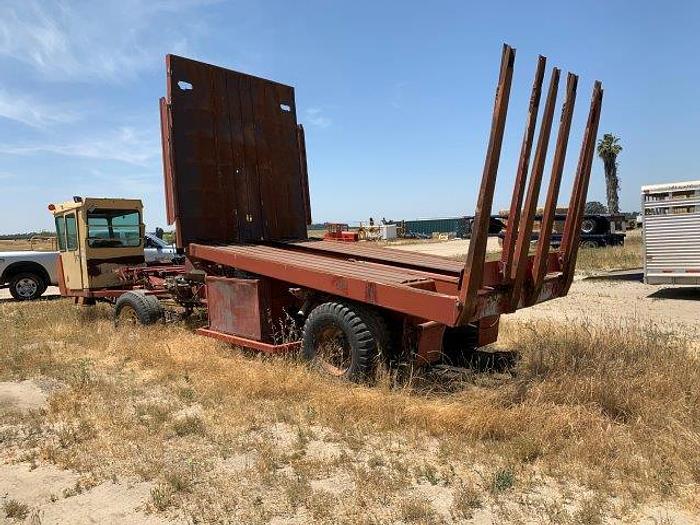Used New Holland 1095 Bale wagon with Mil-Stak clamp
