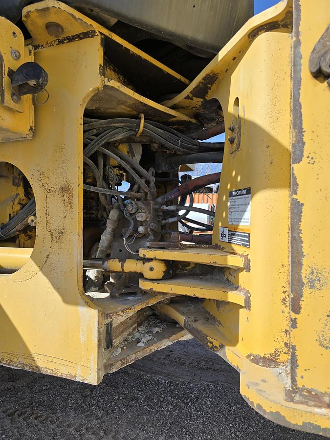 Used 2010 John Deere 644K Wheel Loader