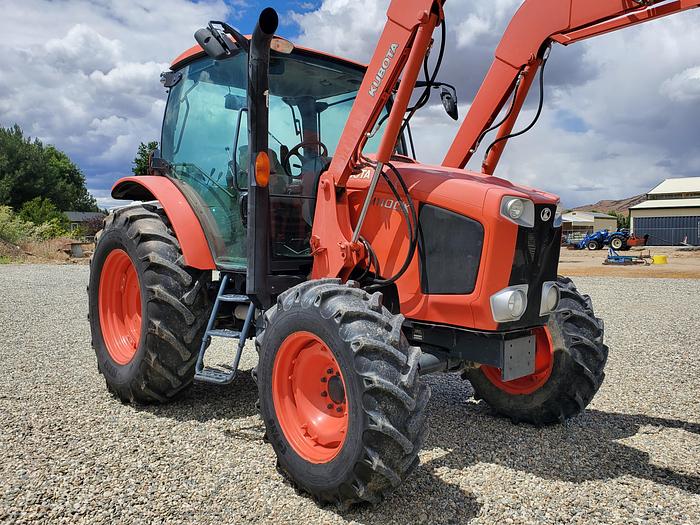 Used 2012 Kubota M110GX Tractor w/ Loader
