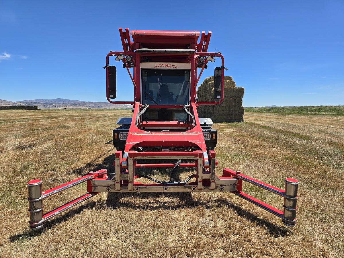 Used 2024 Stinger 8500 Bale Stacker w/ 52k Bales