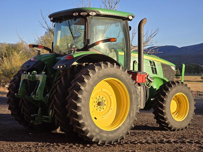 Used 2012 John Deere 7215R Tractor w/ Loader - 5000 hrs