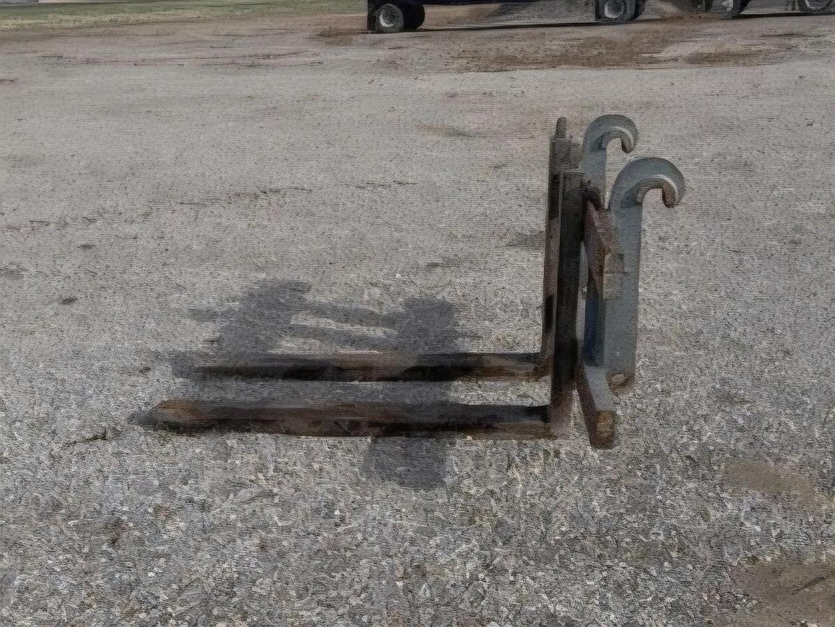 Used Pallet Forks