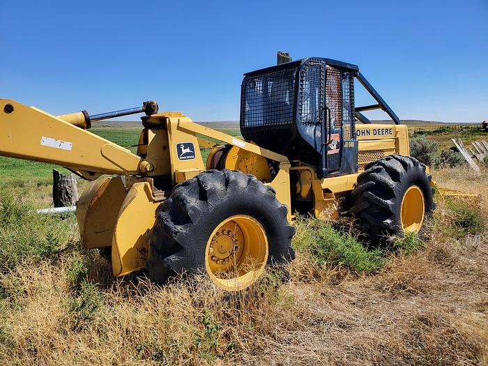 Used John Deere 640 Skidder