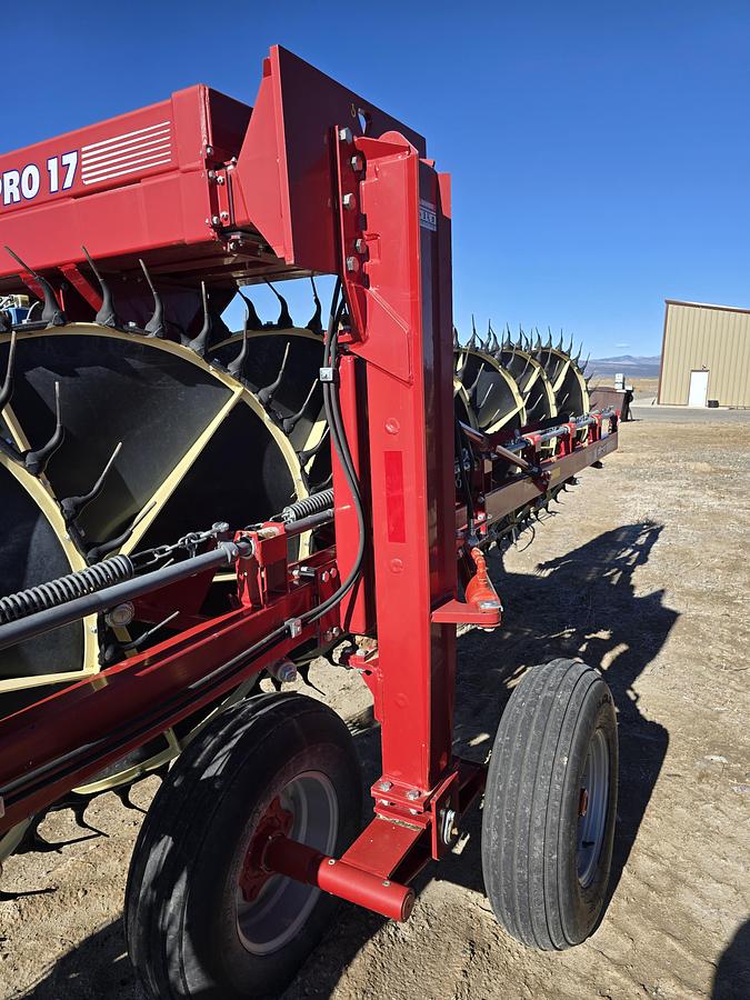 Used 2018 Sitrex Pro/17 Hi-Capacity Wheel Rake