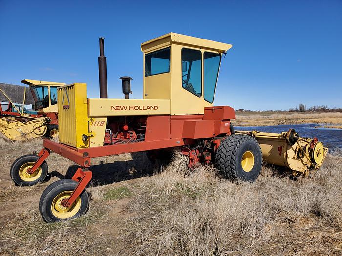 Used 14' New Holland 1118 Windrower