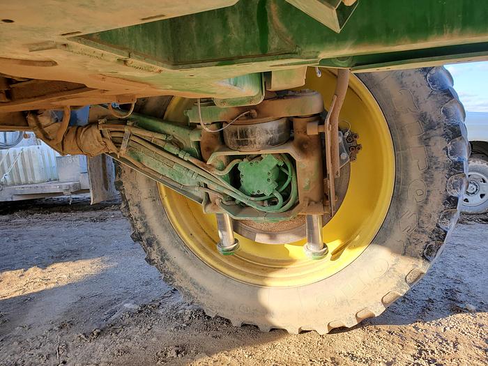 Used 2006 John Deere 4920 Sprayer w/ 4000 hrs