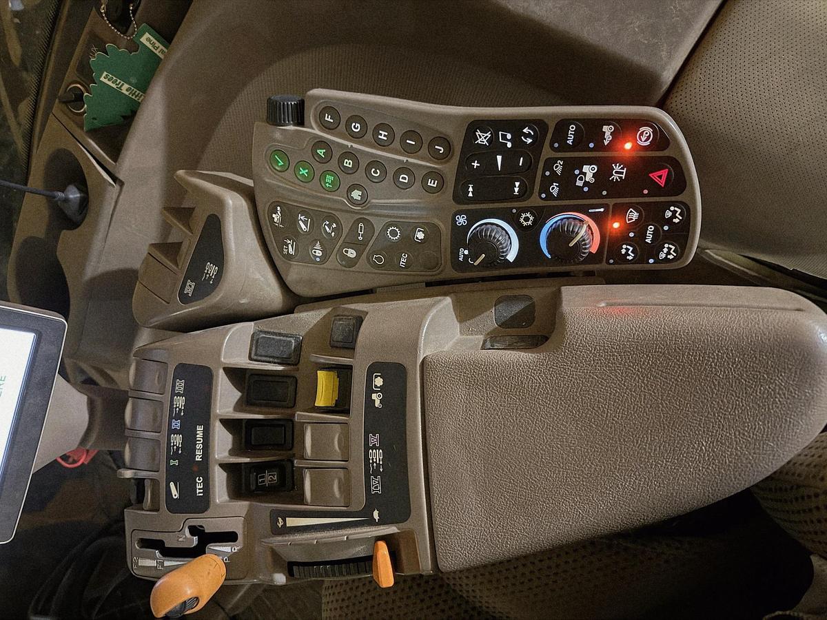 Used 2012 John Deere 8335R Tractor w/ IVT + ILS