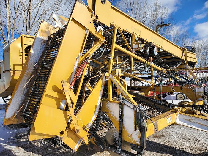 Used Double L 873 Potato Harvester