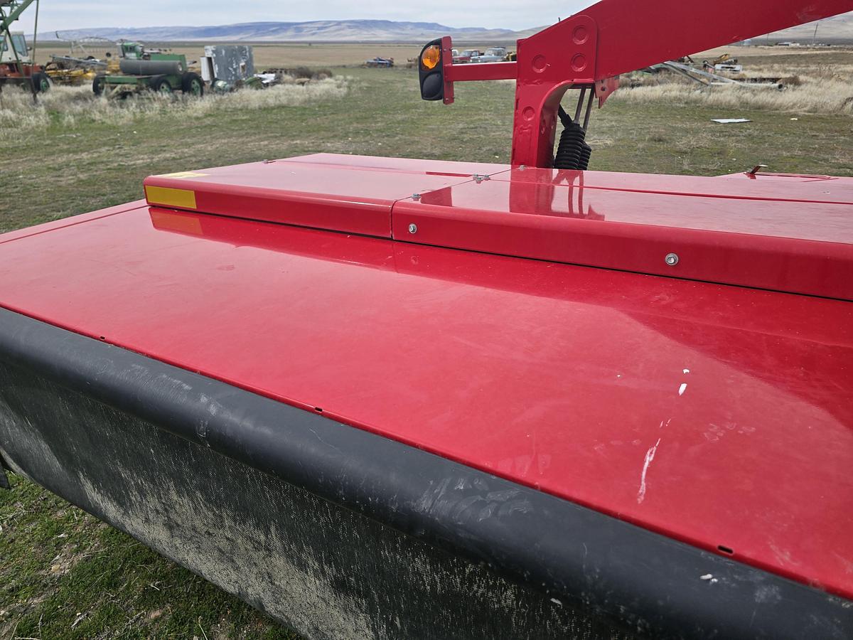 Used 2023 Massey Ferguson 1316S Mower Conditioner ** Like New **