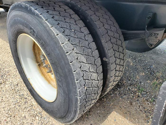 Used 2018 26' Peterbilt 337 Box Truck w/ 149k miles