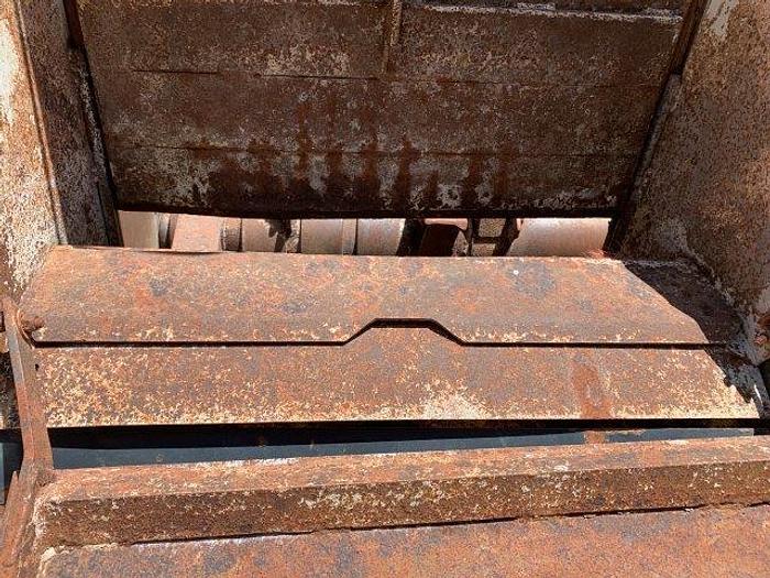 Used 2001 Interational 4900