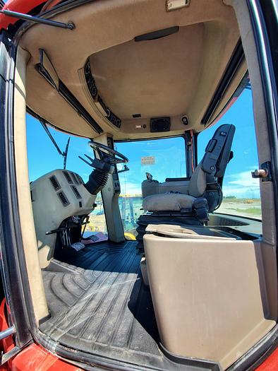 Used 2010 Case Steiger 435 Tractor w/ Silage Blade