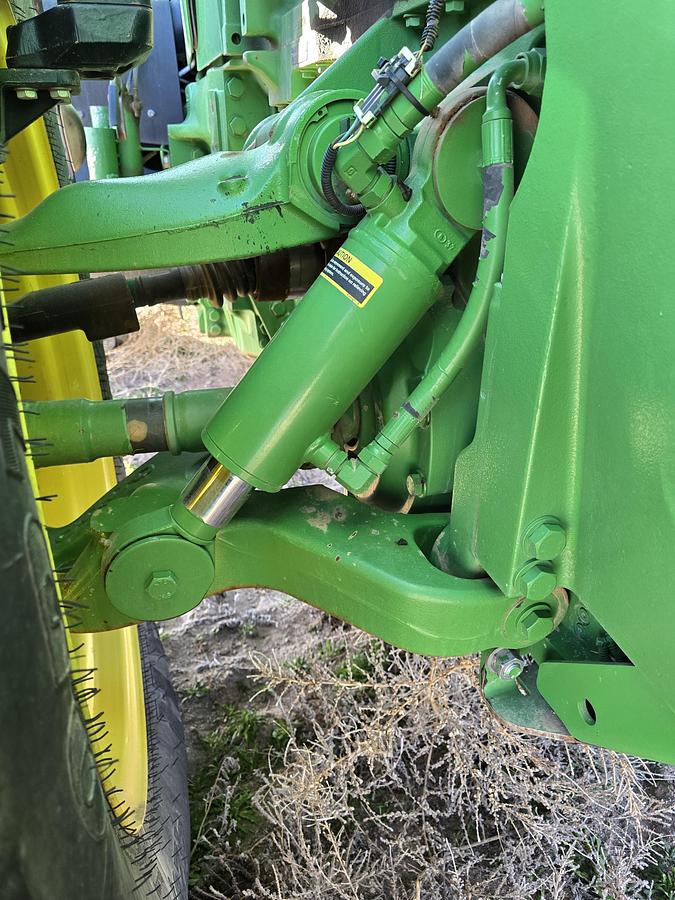 Used John Deere 8285R Tractor w/ 4200 hrs + Duals