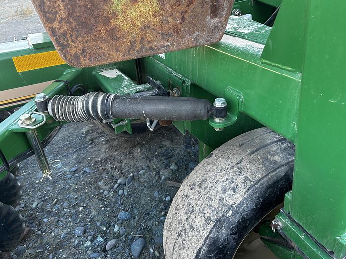 Used 2022 Great Plains 20' Grain Drill and No-Till Caddy ** 6" spacing**