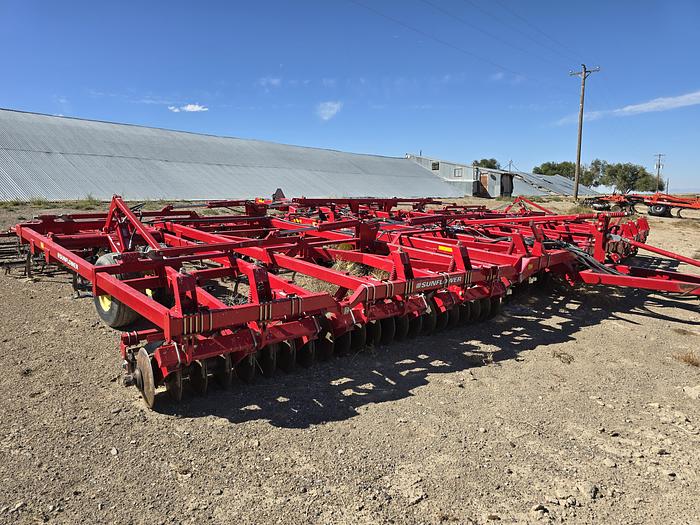 Used 2016 40' Sunflower 6433 Mulch Finisher