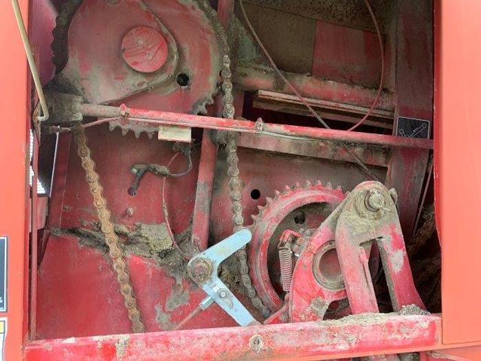 Used Case IH  8590 4x4 Baler