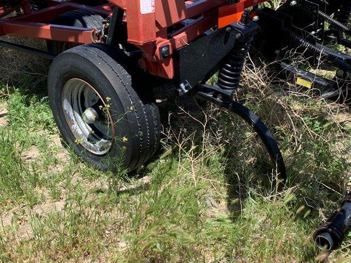 Used Case IH PTX 600 Chisel Plow 50'