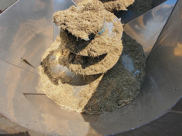 Used 2018 Supreme 1200T Vertical Feed Mixer