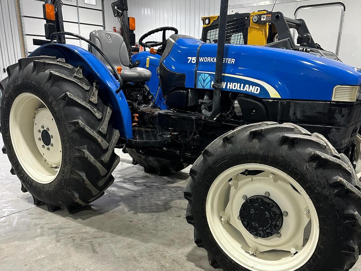 Used 2015 New Holland WorkMaster 75 Tractor