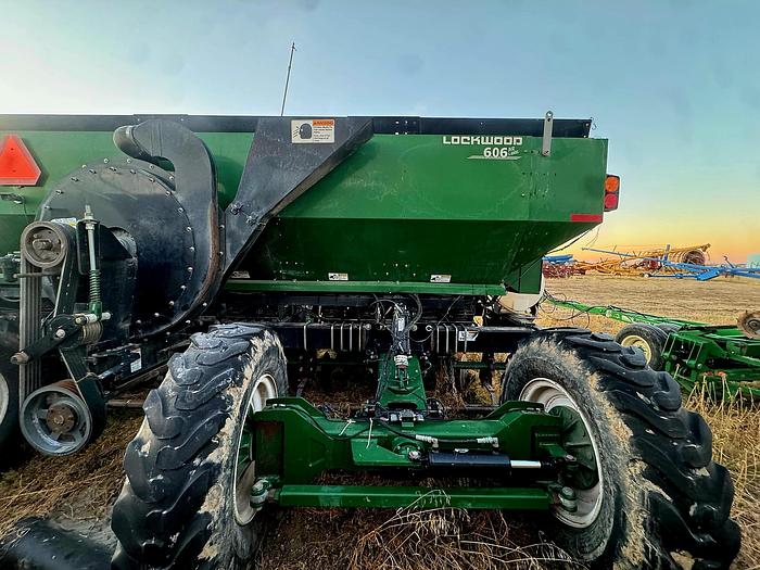 Used 2018 Lockwood 606 Air Series 6 Row Potato Planter