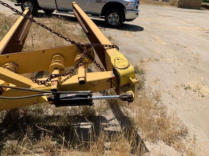 Used New Holland 1095 Bale wagon with Mil-Stak clamp