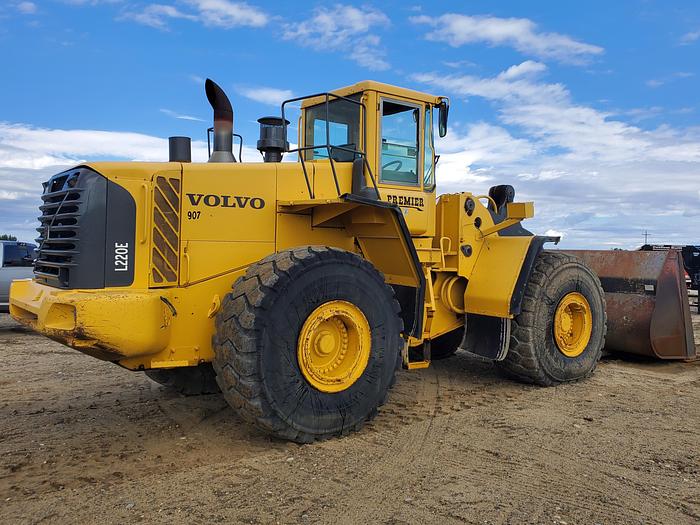 Used 2003 Volvo L220E Wheel Loader