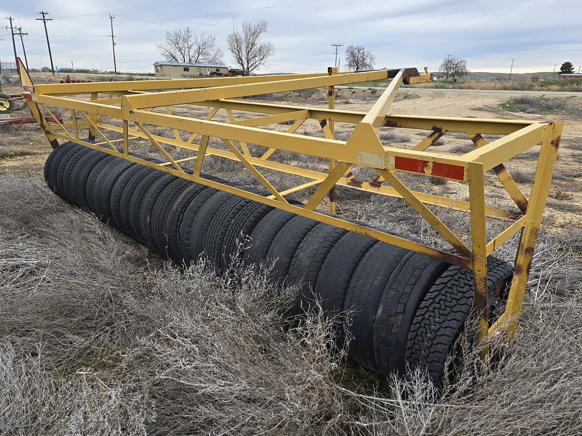 Used 17' Rubber Tire Roller